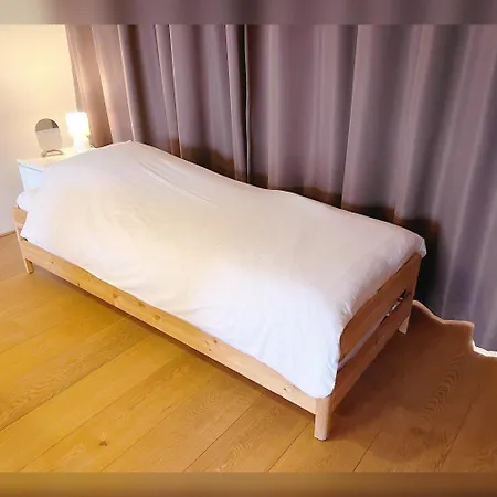 Apartman Keycityapt Near Amsterdam Two Miles To City Centre Breakfast Included