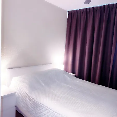 Keycityapt Near Amsterdam Two Miles To City Centre Breakfast Included Apartman *